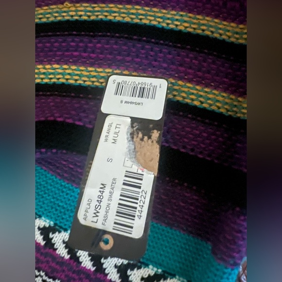 Ladies puff sleeve/batwing sweater - Picture 3 of 6